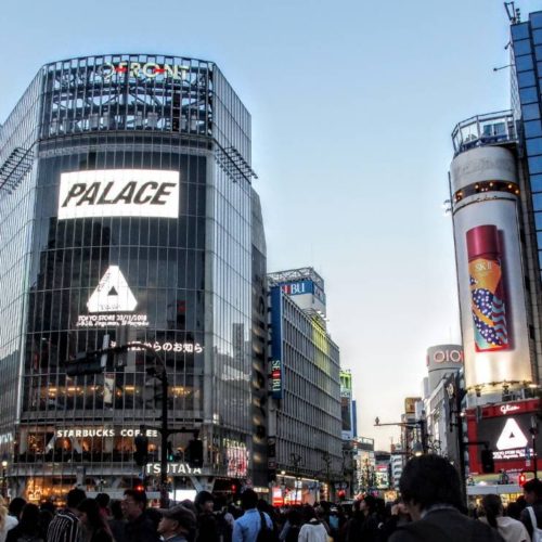 PALACE TOKYO STOREオープンプロモーション渋谷4面シンクロ